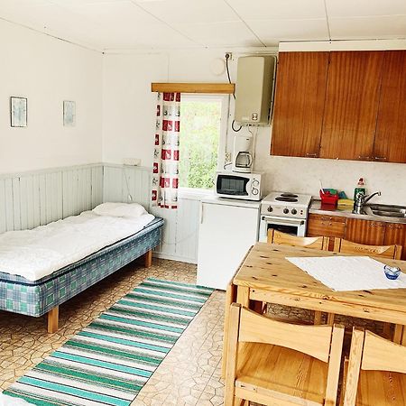 Oevernaesgarden Gaesthem Mariehamn Zimmer foto